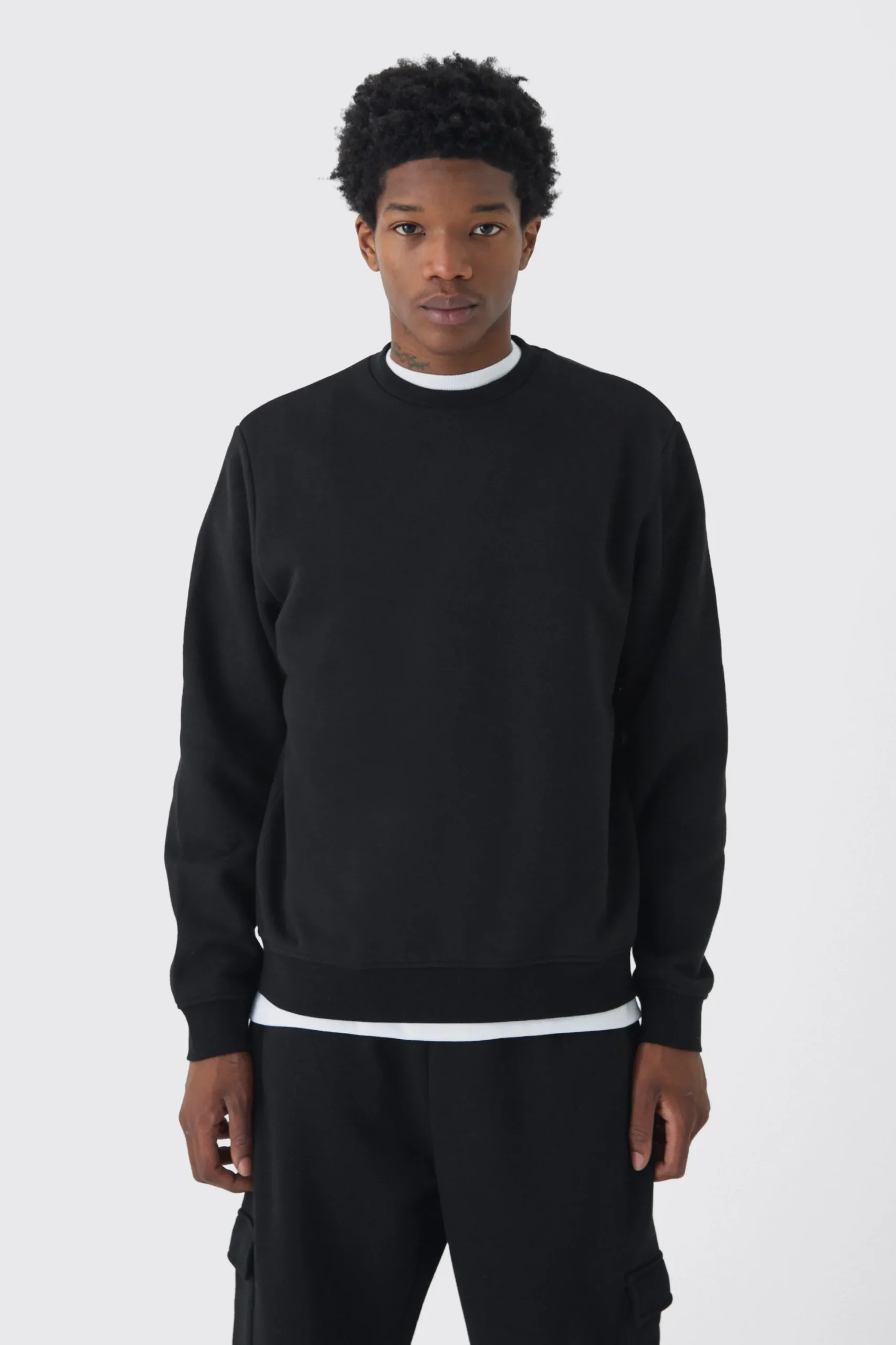 boohooMAN 330GSM Basic Crew Neck Sweatshirt | UK| Hoodies & Sweatshirts