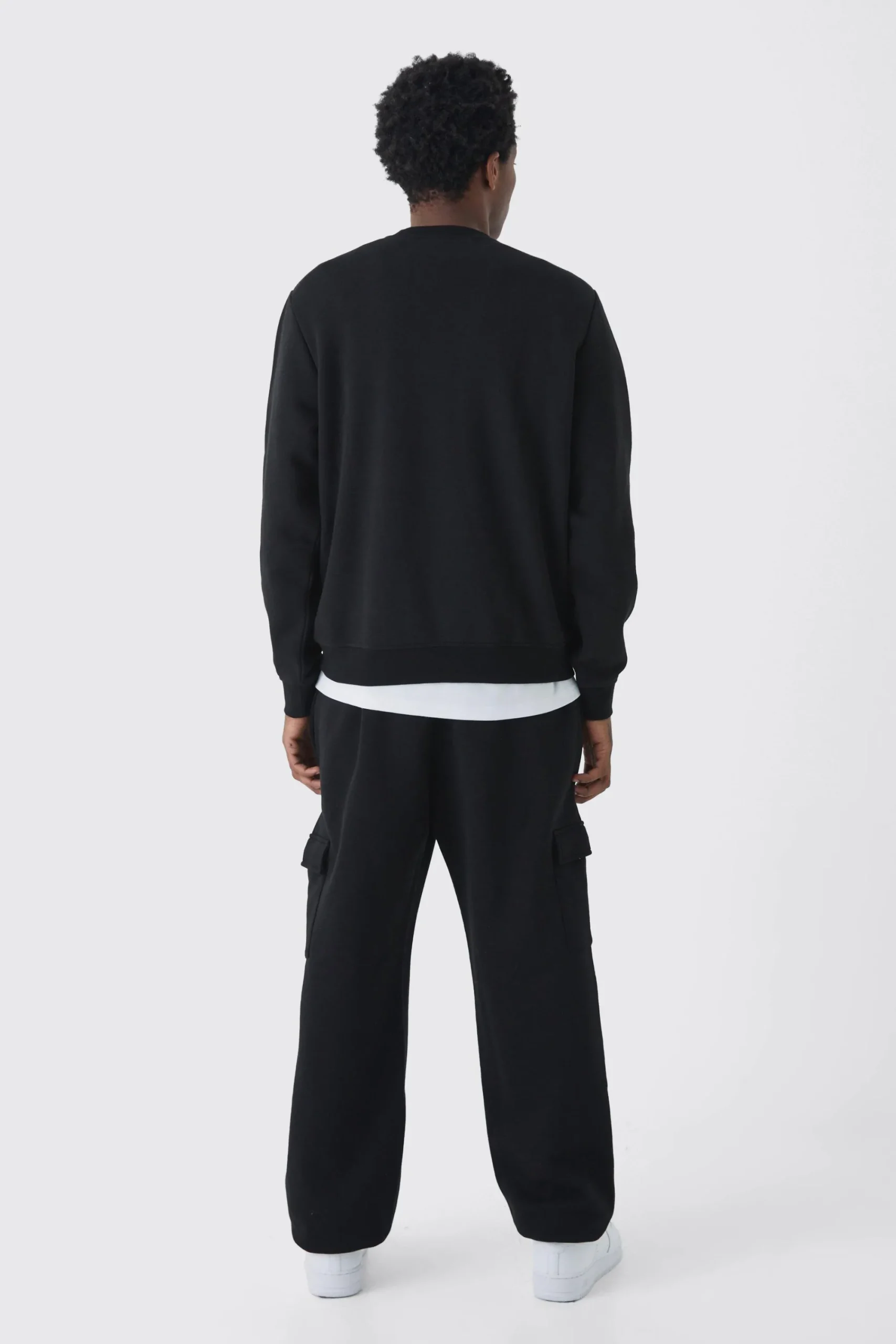 boohooMAN 330GSM Basic Crew Neck Sweatshirt | UK| Hoodies & Sweatshirts