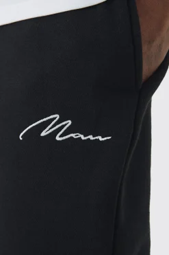 boohooMAN 330GSM Man Signature Regular Fit Jogger | UK| Joggers