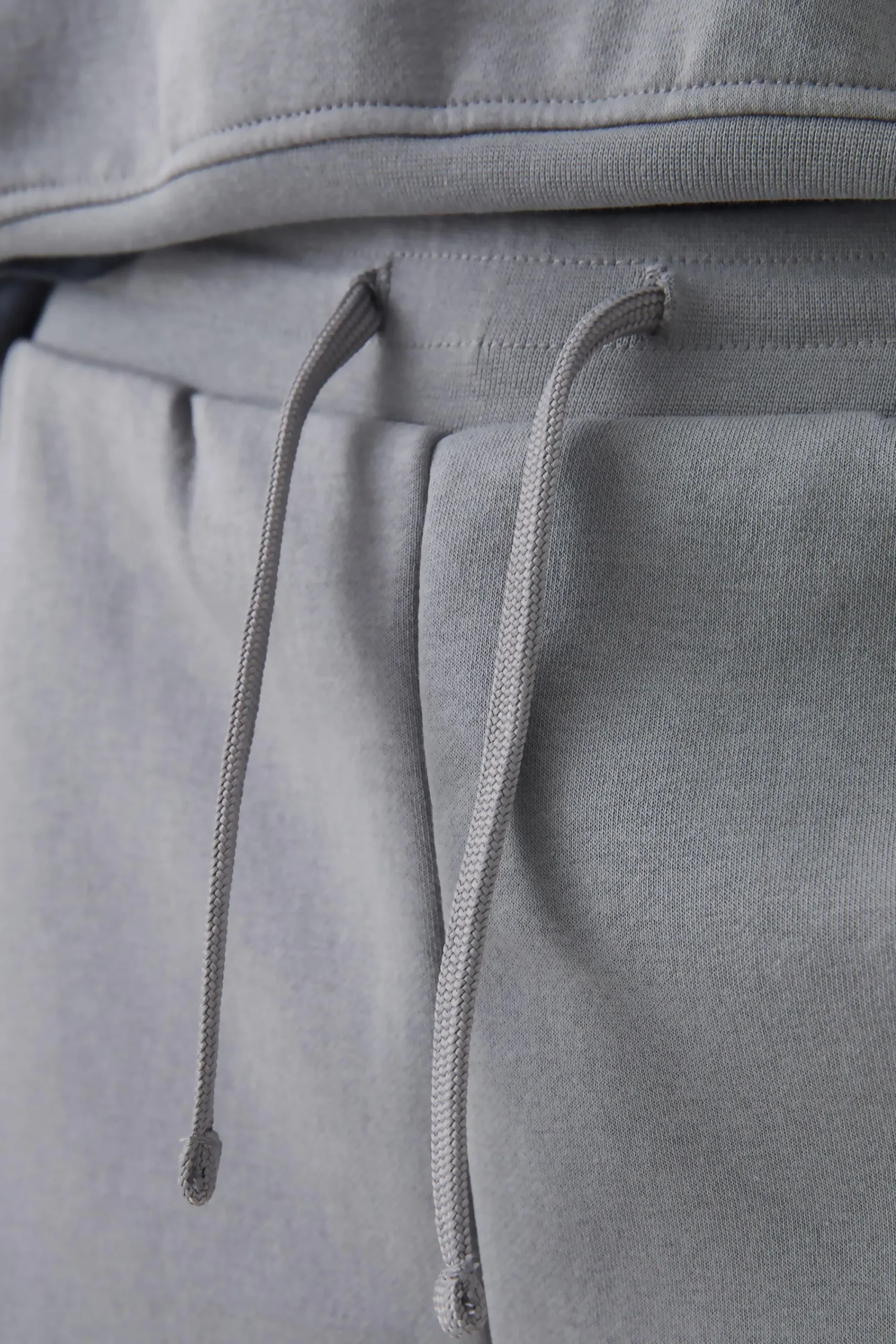 boohooMAN 330GSM Slim Fit Basic Jogger | UK| Joggers