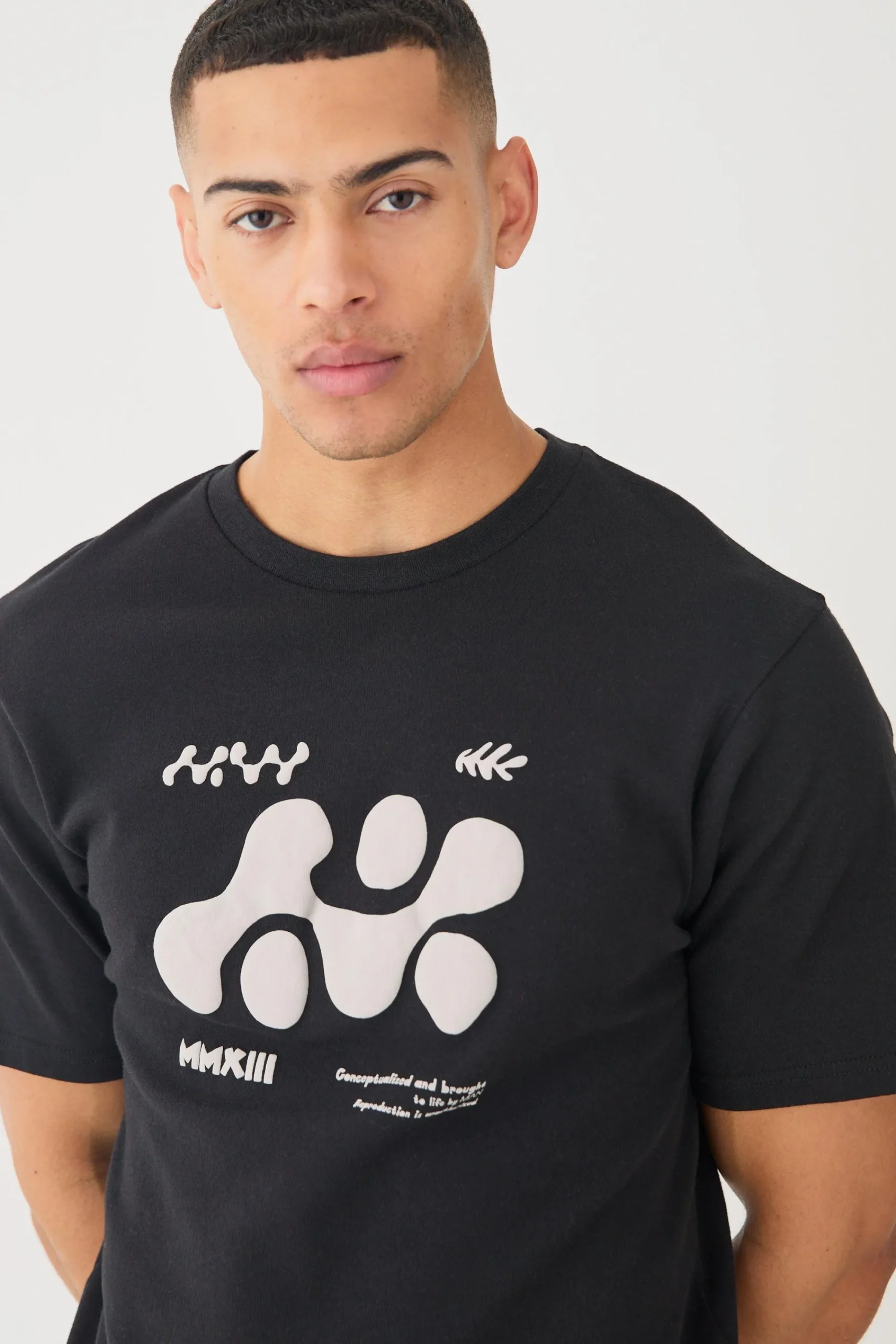 Heavyweight Interlock Abstract Puff Print T-shirt | UK^boohooMAN