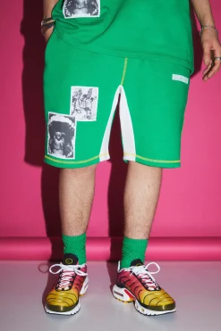 boohooMAN Loose Fit Mid Length Applique Patch Short | UK| Shorts