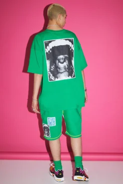 boohooMAN Loose Fit Mid Length Applique Patch Short | UK| Shorts