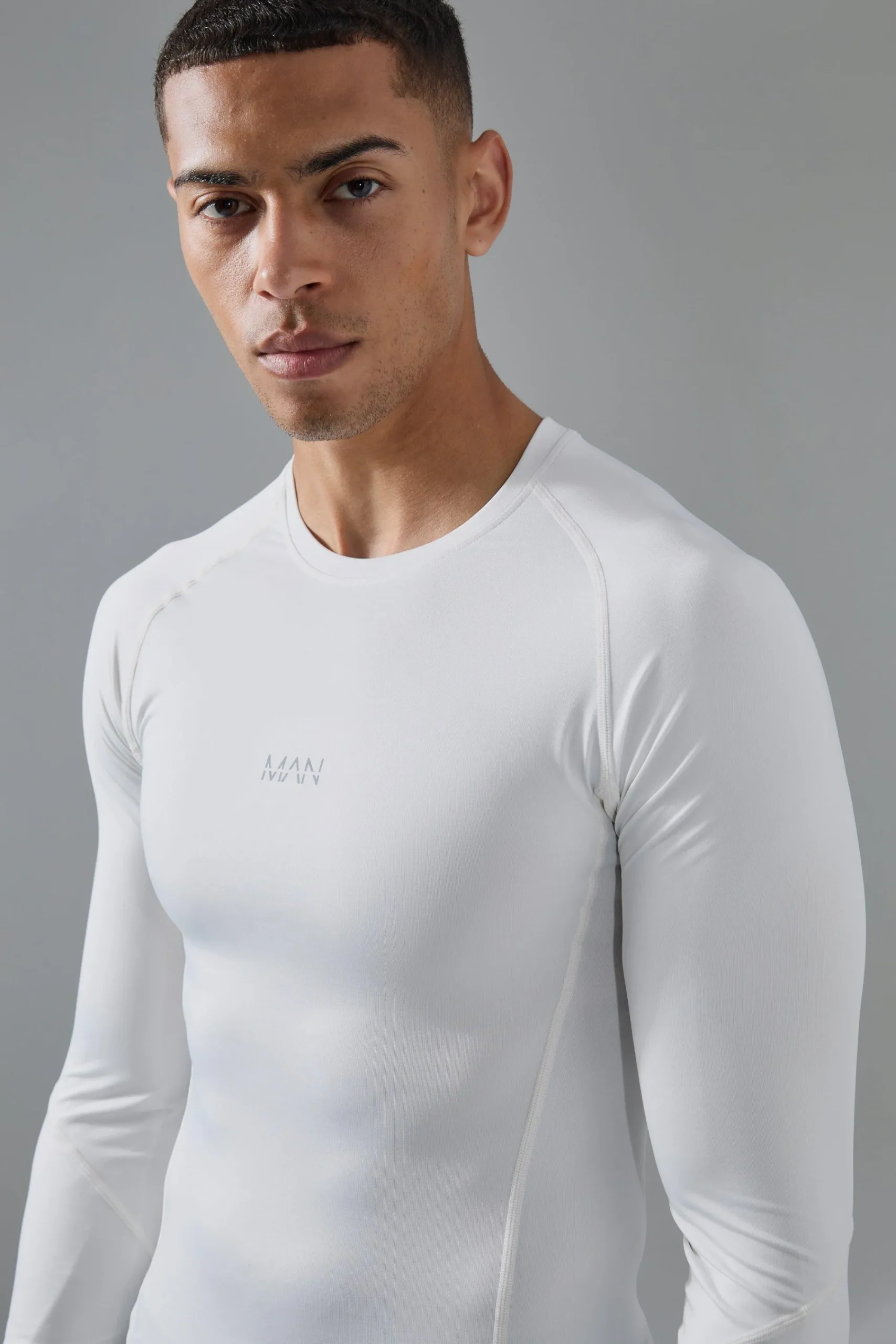 Man Active Base Layer Long Sleeve T-shirt | UK^boohooMAN Outlet