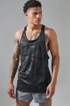 Man Active Camo Performance Stringer Vest | UK^boohooMAN Online