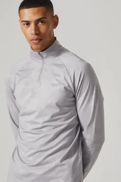 boohooMAN Man Active Camo Print Regular Fit 1/4 Zip Top | UK| Hoodies & Sweatshirts