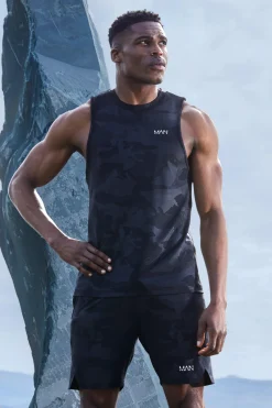 Man Active Camo Racer Performance Regular Fit Tank | UK^boohooMAN