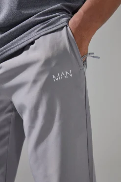 boohooMAN Man Active Gym Tapered Fit Jogger | UK| Joggers