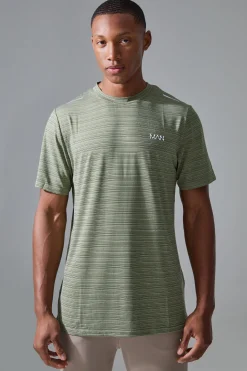 Man Active Lightweight Performance T-shirt | UK^boohooMAN Outlet