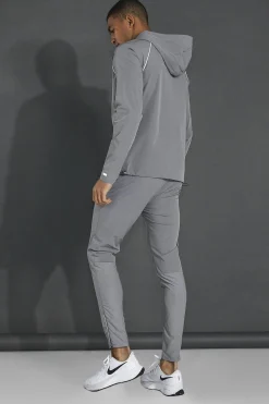 boohooMAN Man Active Lightweight Plain Tapered Track Pant | UK| Trousers|Joggers