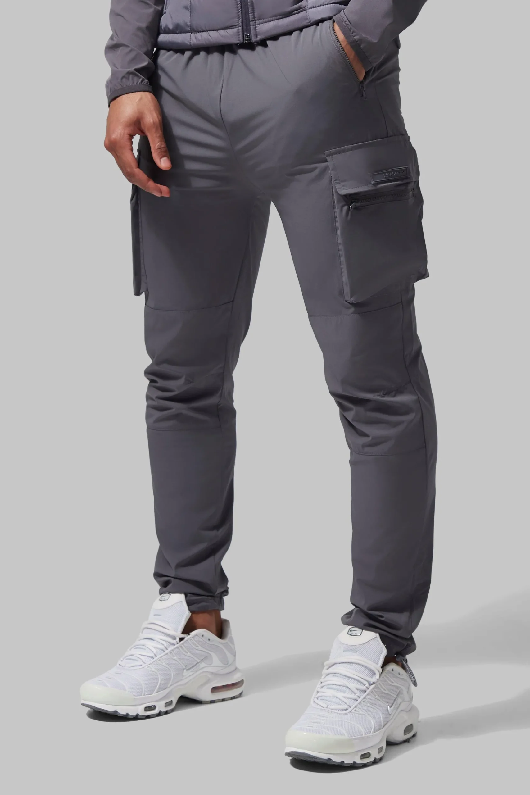 boohooMAN Man Active Lightweight Tapered Cargo Jogger | UK| Trousers|Joggers