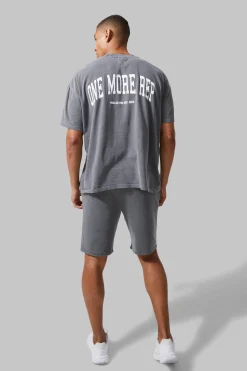 Man Active Oversized Overdye Rep T-shirt | UK^boohooMAN Sale