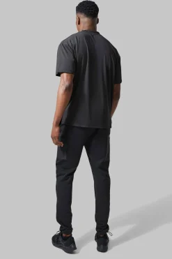 Man Active Performance Oversized T Shirt | UK^boohooMAN Clearance