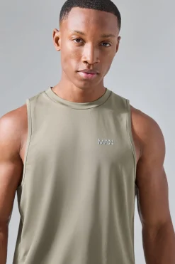 Man Active Performance Reg Fit Tank | UK^boohooMAN New