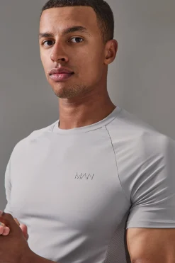 Man Active Pro Muscle Fit T-shirt | UK^boohooMAN Best