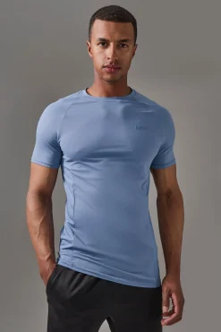 Man Active Pro Muscle Fit T-shirt | UK^boohooMAN Online