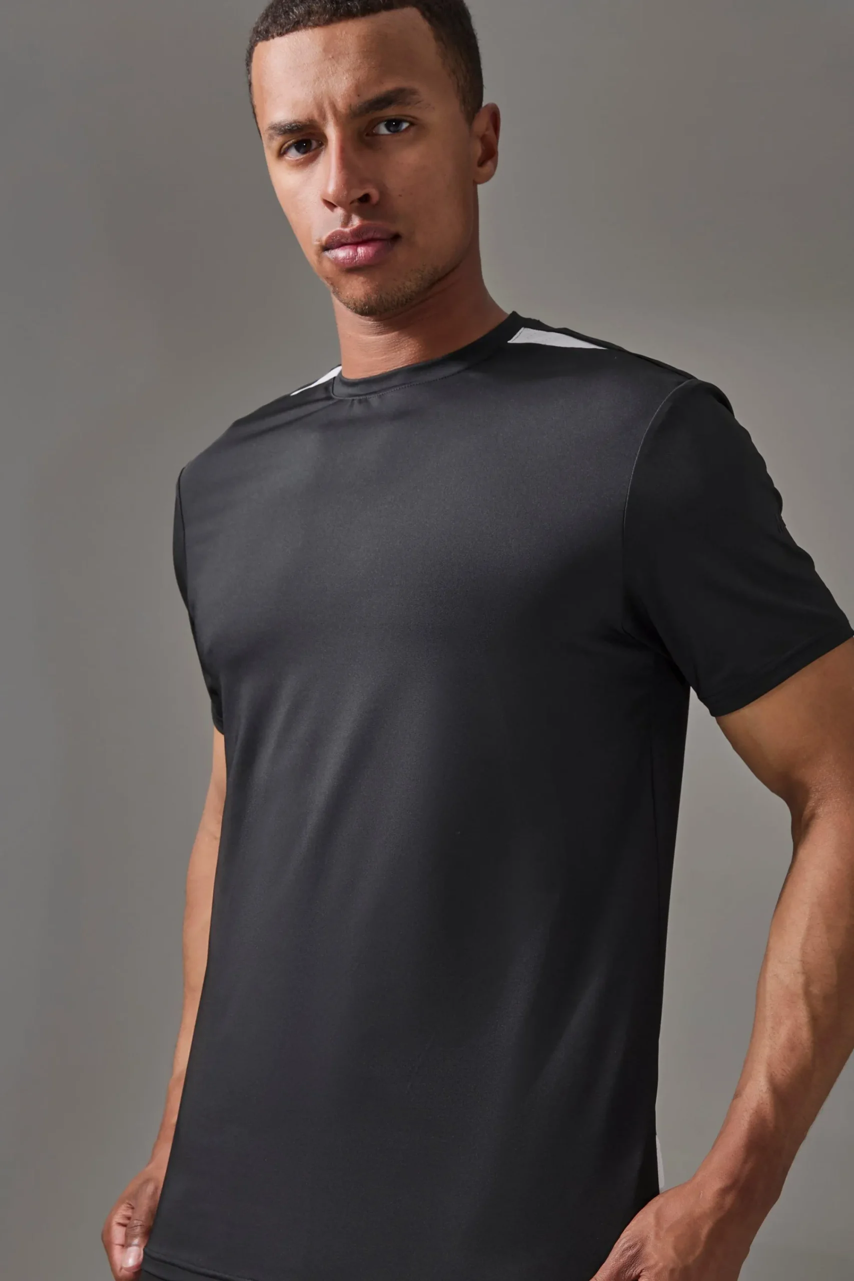 Man Active Pro Regular Fit T-shirt | UK^boohooMAN Sale
