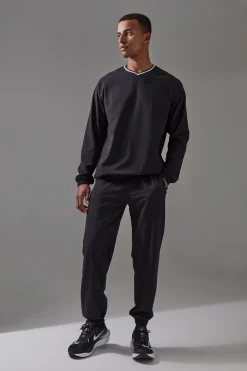 boohooMAN Man Active Pro Sweatshirt And Cuffed Jogger Tracksuit | UK| Tracksuits