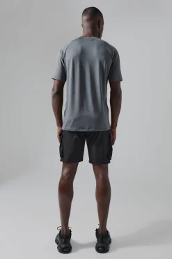 Man Active Raglan Reg Fit T-shirt | UK^boohooMAN New