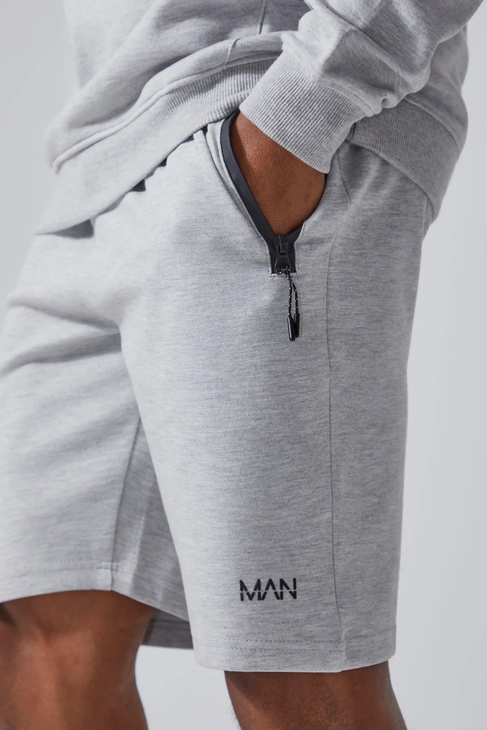 boohooMAN Man Active Regular Fit 5inch Fleece Shorts | UK| Shorts