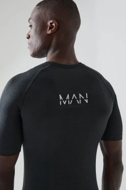 Man Active Seamless Muscle Fit T-shirt | UK^boohooMAN Hot