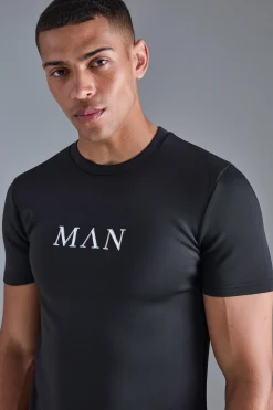 Man Muscle Fit Scuba T-shirt | UK^boohooMAN Online