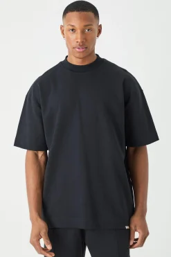 Man Oversized Extended Neck Heavy Interlock T-shirt | UK^boohooMAN Online