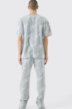 boohooMAN Man Script All Over Print Split Hem Tshirt & Jogger Set | UK| Sets & Co-Ords