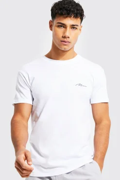Man Signature Chest Print T-shirt | UK^boohooMAN Clearance