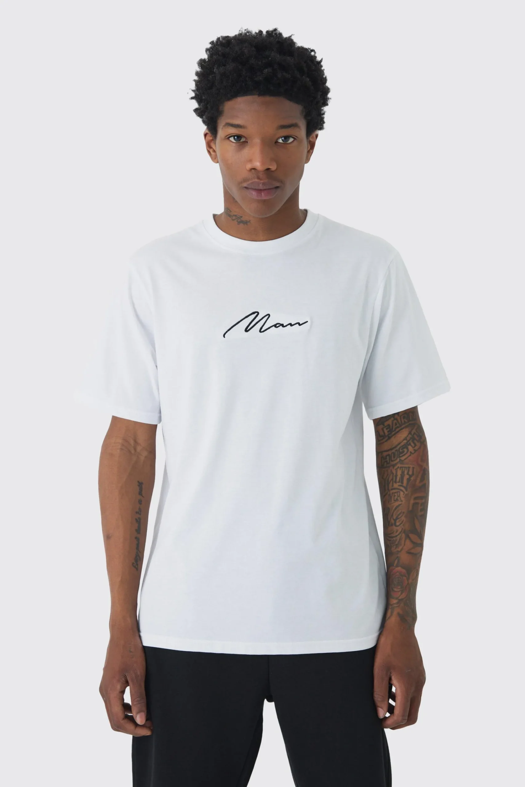 Man Signature Embroidered T-shirt | UK^boohooMAN Hot