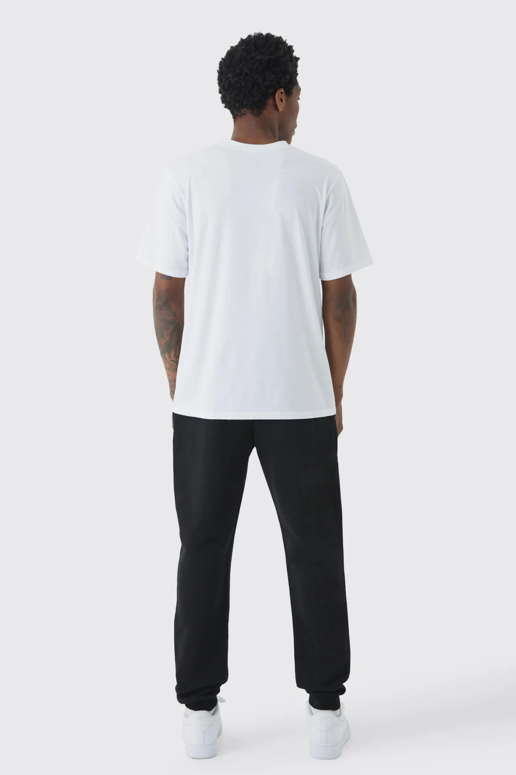 Man Signature Embroidered T-shirt | UK^boohooMAN Hot