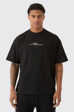 Man Signature Oversized Crew Neck T-shirt | UK^boohooMAN