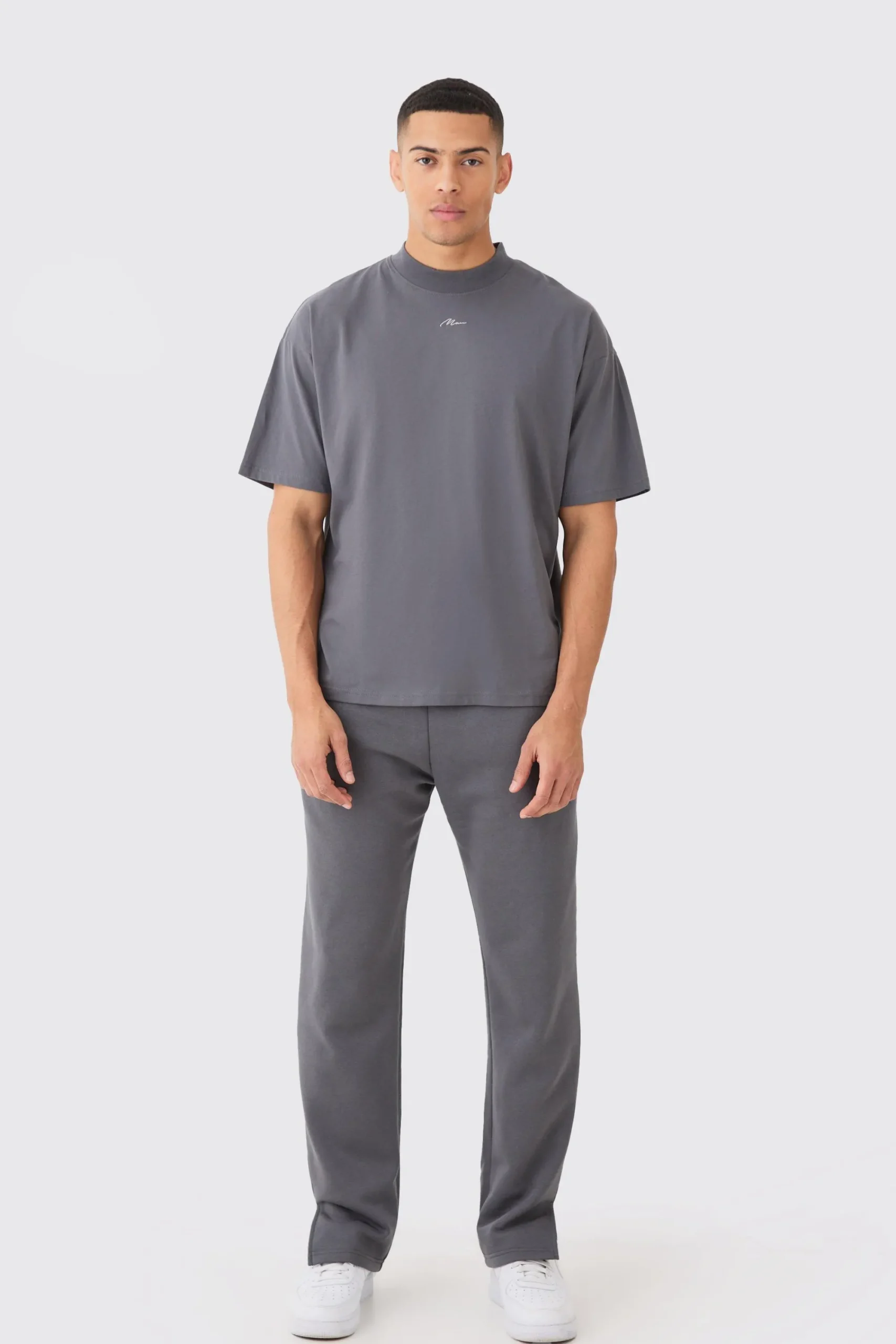 boohooMAN Man Signature Oversized Extended Neck Tshirt And Jogger Set | UK| Sets & Co-Ords