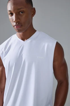 Man Sport V Neck Performance Regular Fit Tank | UK^boohooMAN Clearance
