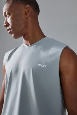 Man Sport V Neck Performance Reg Fit Tank | UK^boohooMAN Online