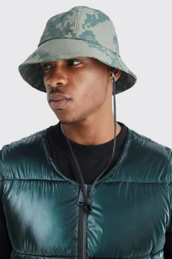 boohooMAN Metallic Boxy Gilet | UK| Coats & Jackets