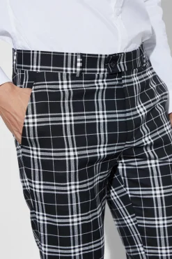 boohooMAN Mono Tartan Cropped Smart Trouser | UK| Trousers
