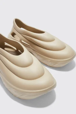 boohooMAN Moulded Runner | UK| Sliders & Slippers