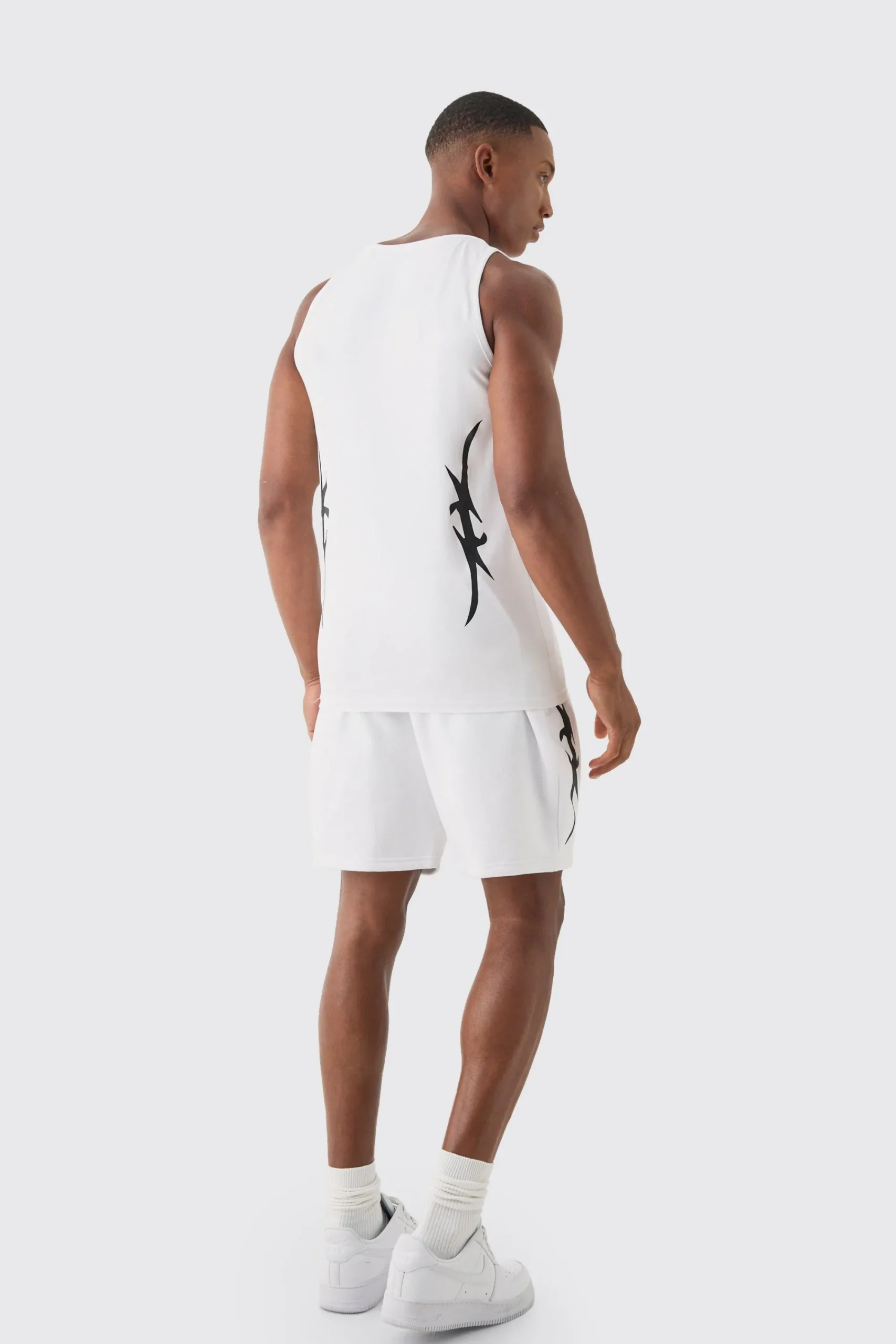 Muscle Fit Graphic Official Vest & Shorts Set | UK^boohooMAN