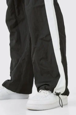 boohooMAN OFCL Side Panel Parachute Pants | UK| Trousers