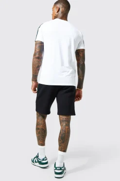 Official Print T-shirt With Tape Detail | UK^boohooMAN Clearance