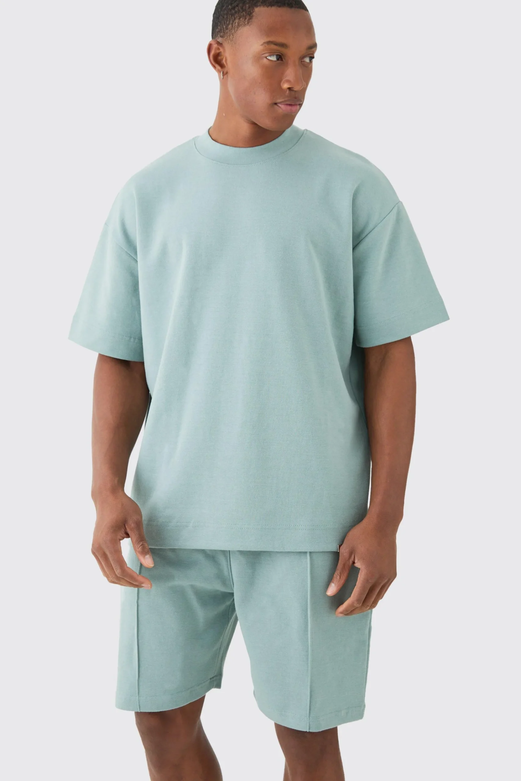 boohooMAN Overisized T-shirt & Short Interlock Set | UK| Sets & Co-Ords|Tracksuits