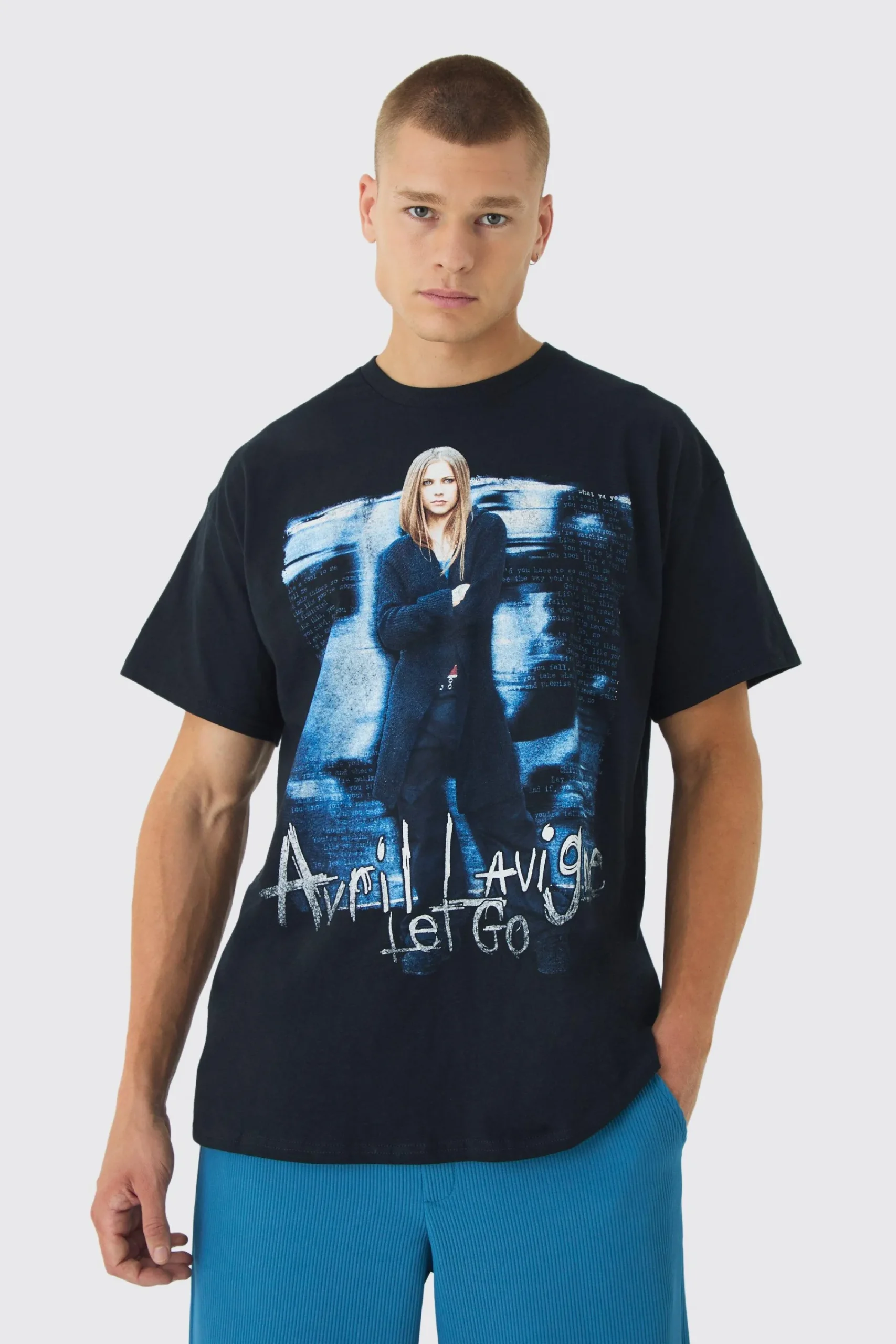Oversized Avril Lavigne License Print T-Shirt | UK^boohooMAN Online