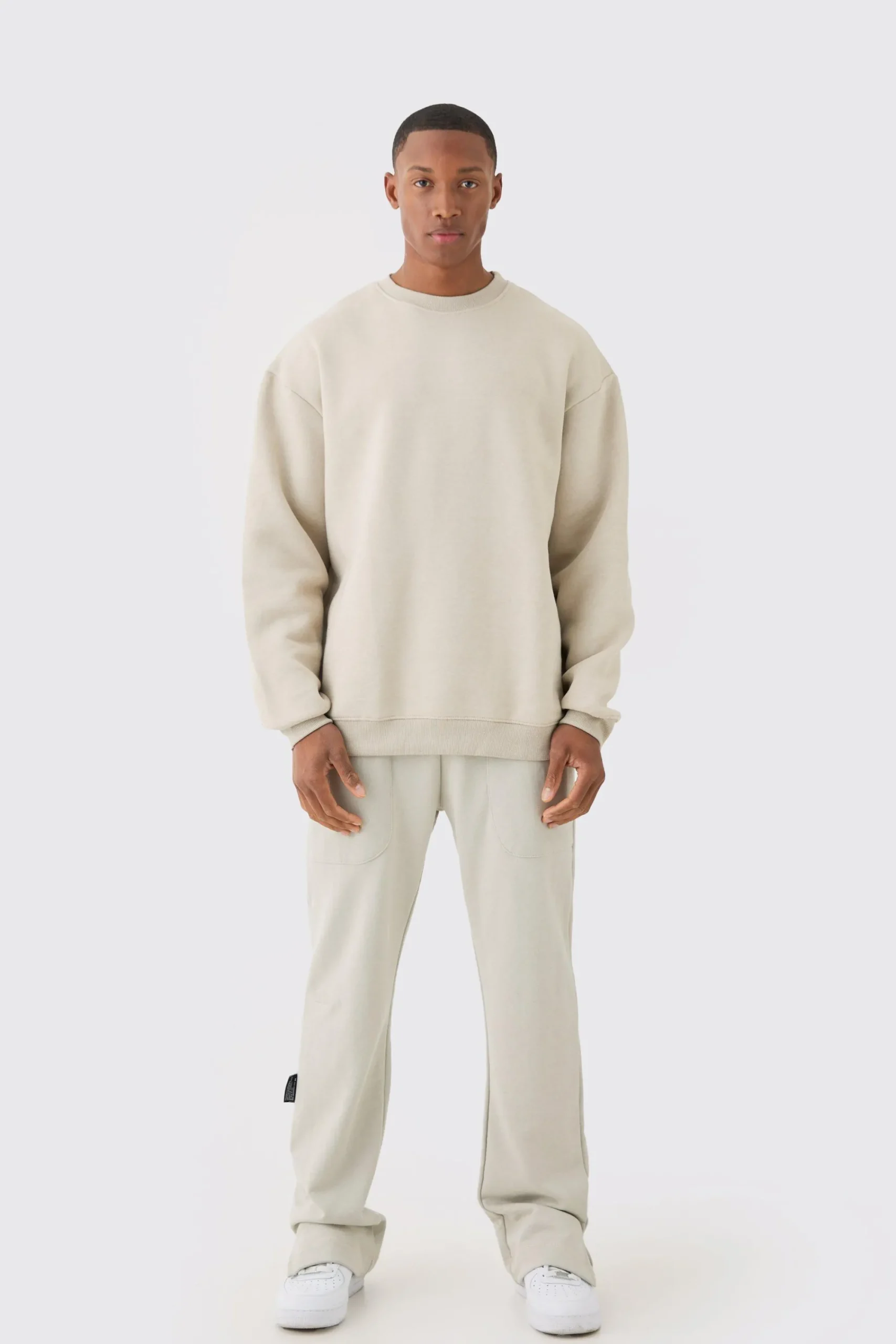 boohooMAN Oversized Basic Sweatshirt | UK| Hoodies & Sweatshirts