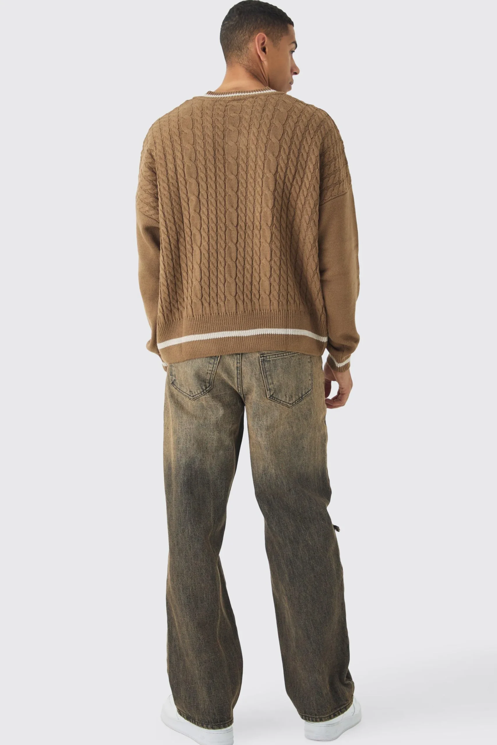 boohooMAN Oversized Boxy Cable Knit V Neck Jumper | UK| Knitwear