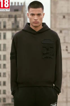 boohooMAN Oversized Boxy Call Of Duty Warzone Badge License Hoodie | UK| Hoodies & Sweatshirts