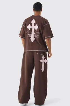 Oversized Boxy Cross Applique Contrast Stitch Heavyweight T-Shirt | UK^boohooMAN