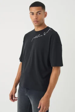 Oversized Boxy Embroidered Slogan T-shirt | UK^boohooMAN
