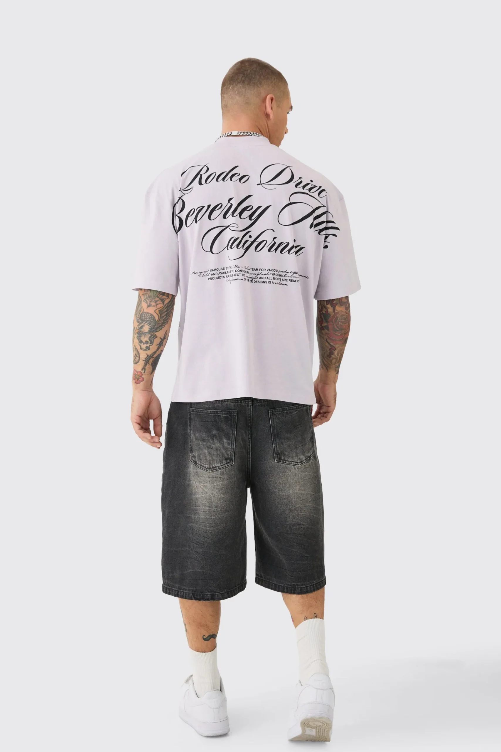 Oversized Boxy Extended Neck Heavyweight Rodeo Drive Back Print T-shirt | UK^boohooMAN Outlet