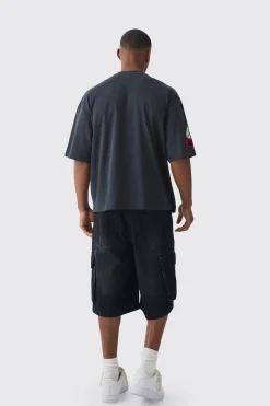 Oversized Boxy Extended Neck Applique Badge T-shirt | UK^boohooMAN Outlet